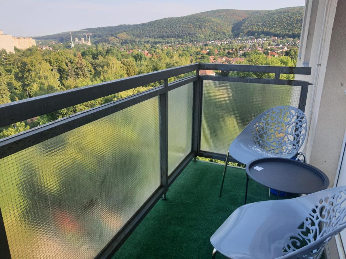 Hegyalja Apartman Miskolc Esterno foto